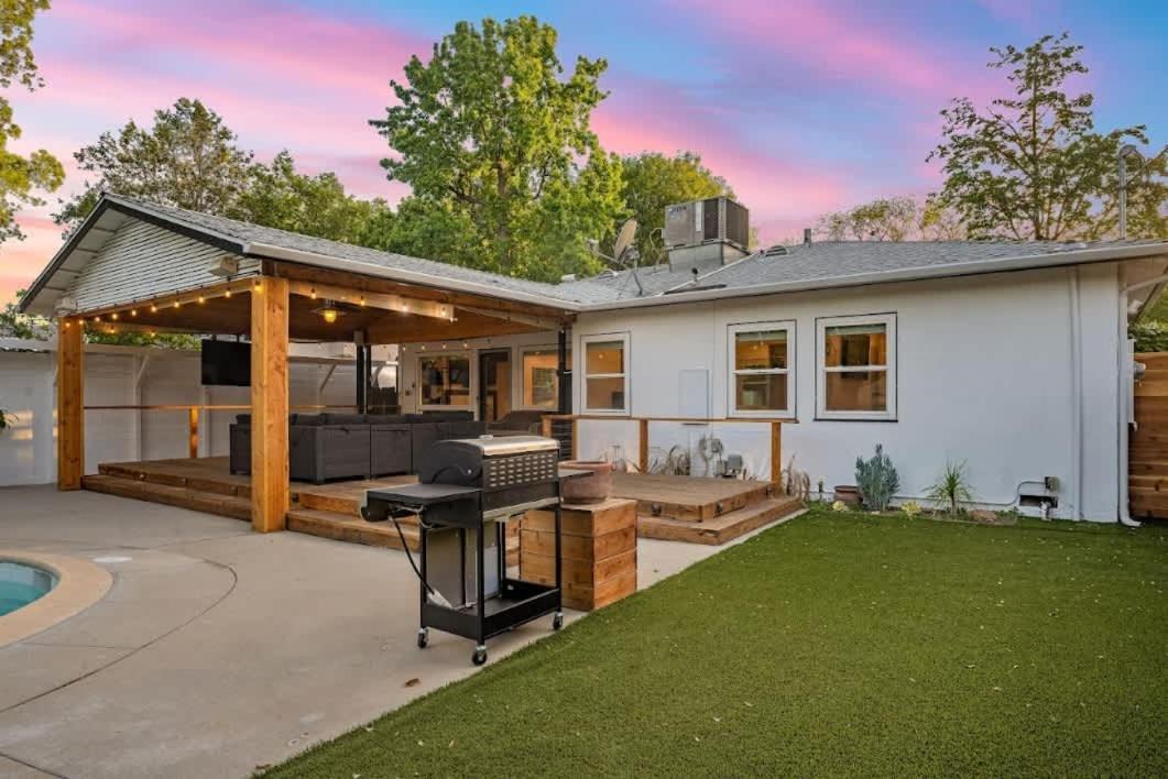 Balboa Hideaway Holiday home